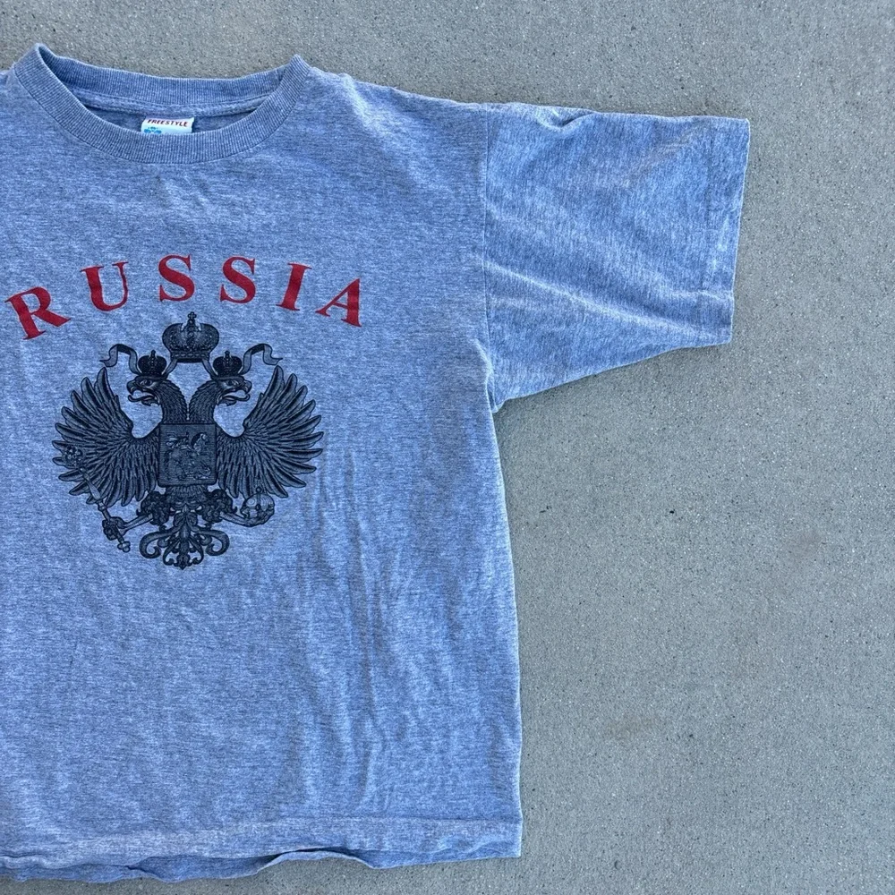 Vintage RUSSIA Tee - Picture 3 of 4